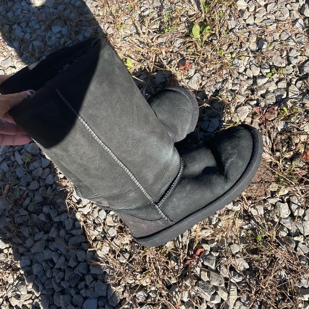 Black tall ugg boots size 6